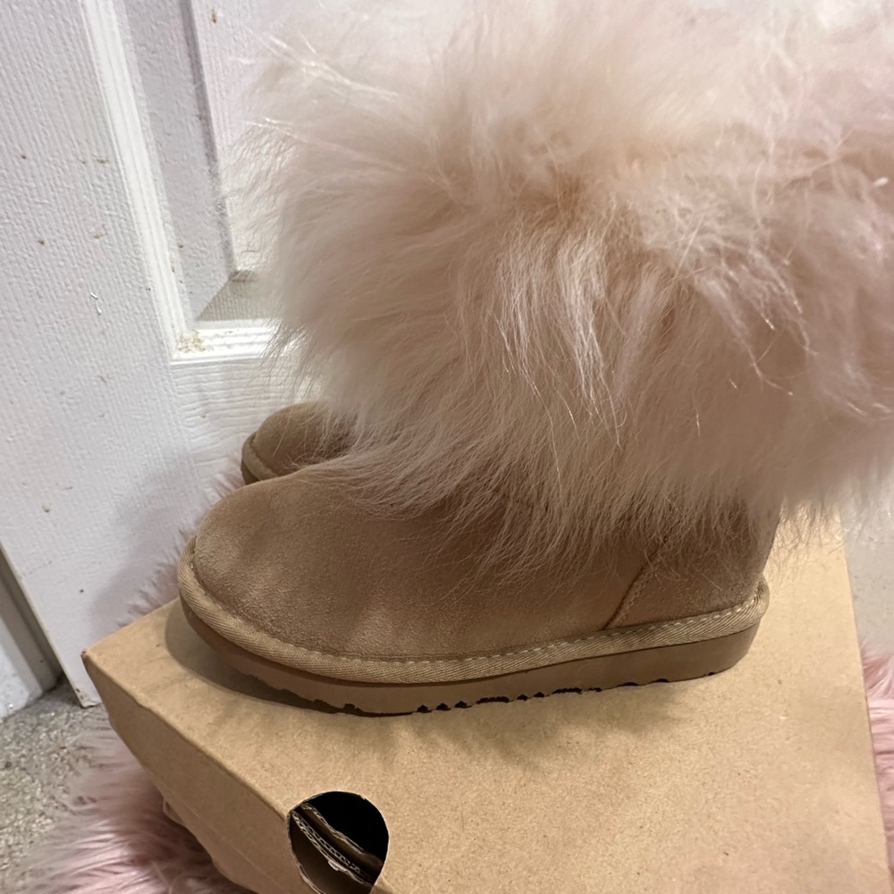 UGG Australia Mongolian Fur Cuff Short Boot Cuff